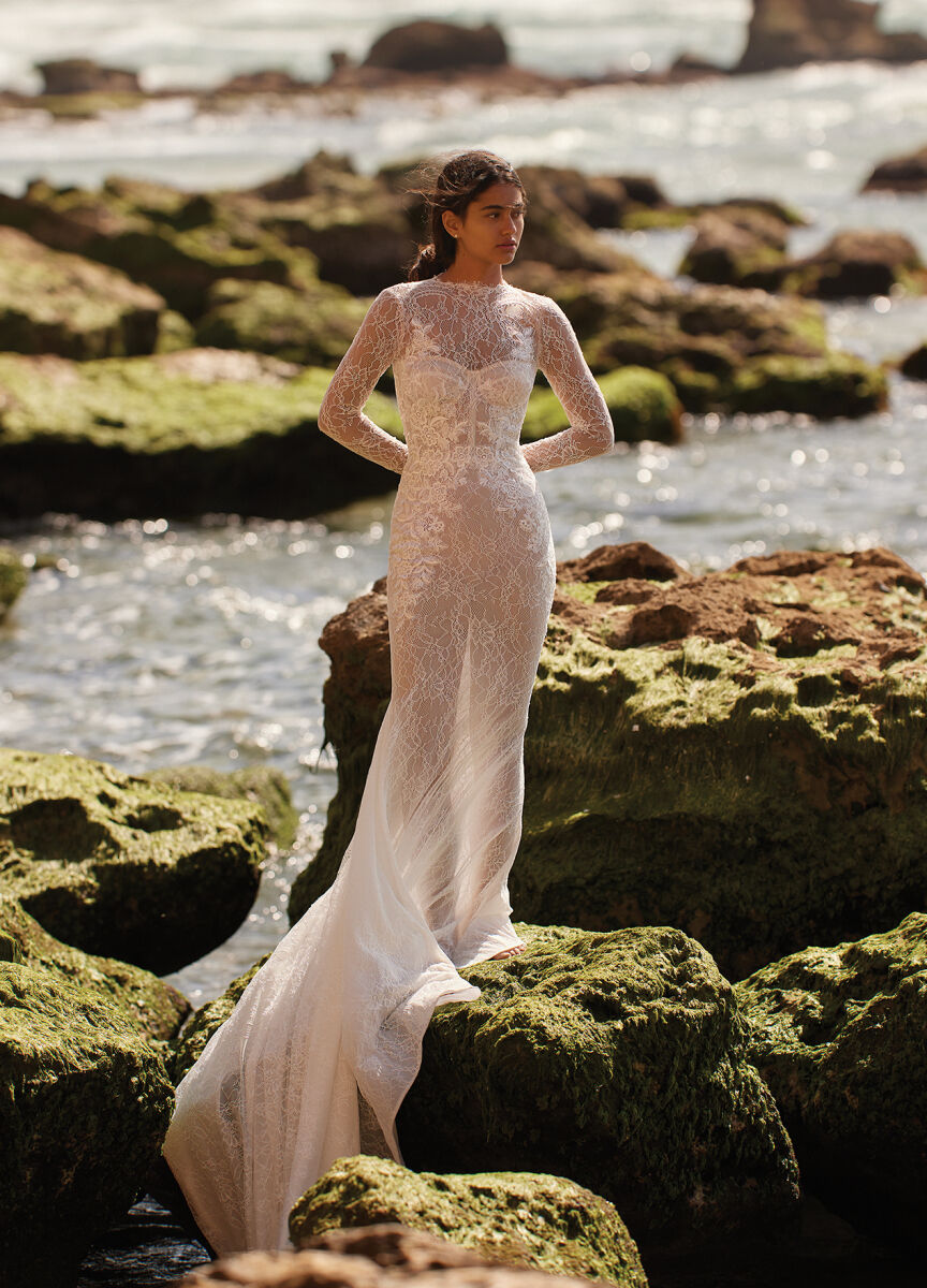 2023 Wedding dress trends: transparent details by Dana Harel Design