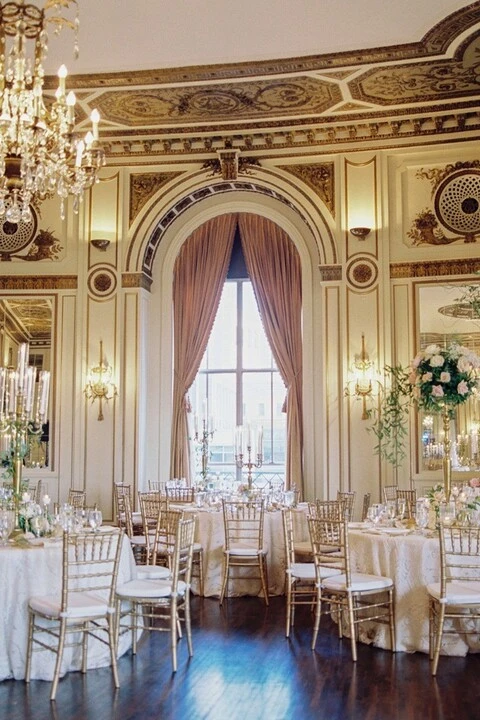 A Classic Wedding for Tollie and Sandi