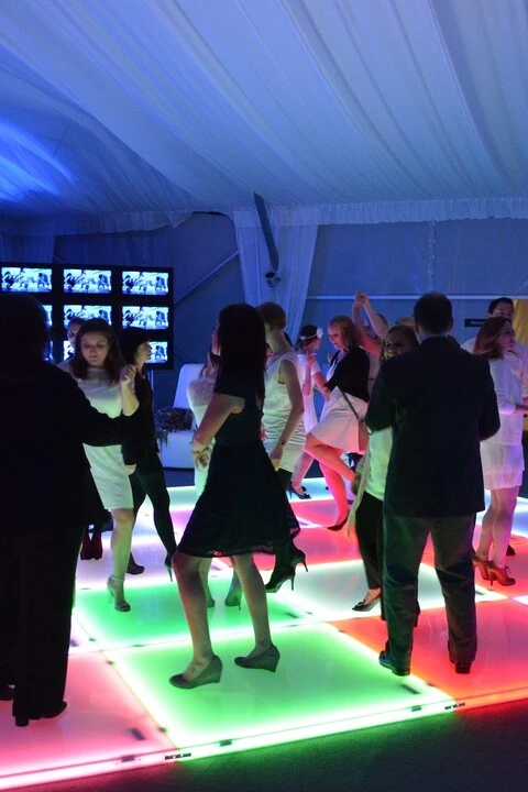 Double Platinum DJ Services, LLC