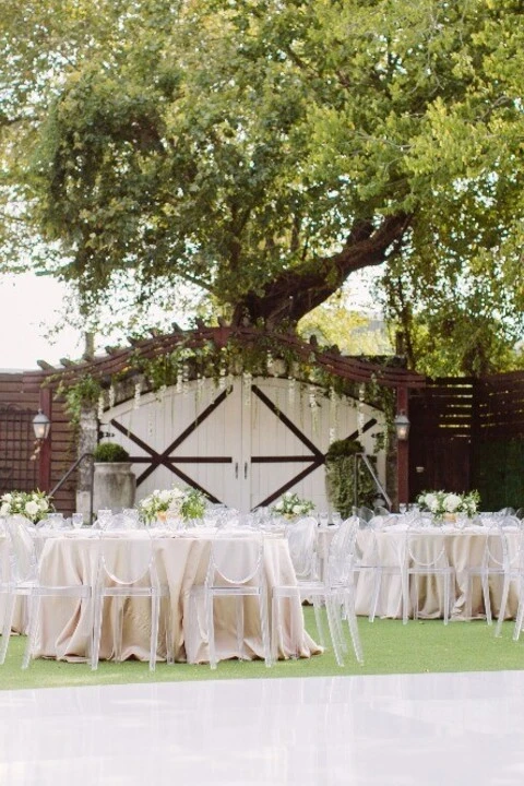 A Classic Wedding for Paige and Jordan