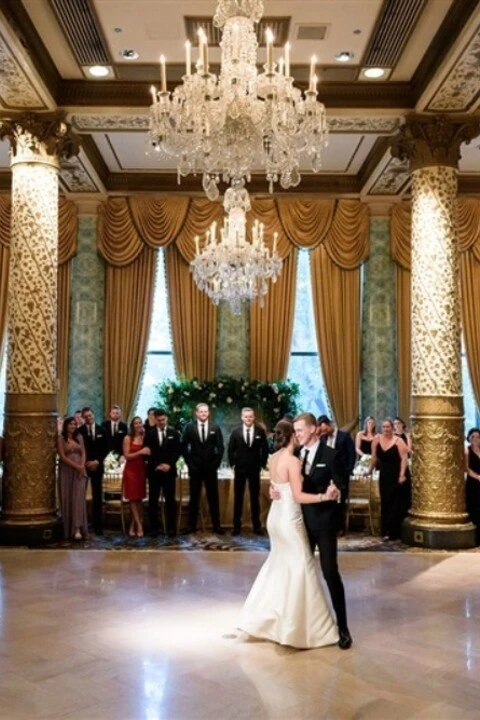 An Indoor Wedding for Kelly and Michael