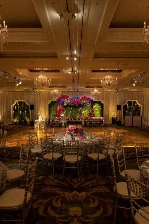 A Glam Wedding for Liz and Travis