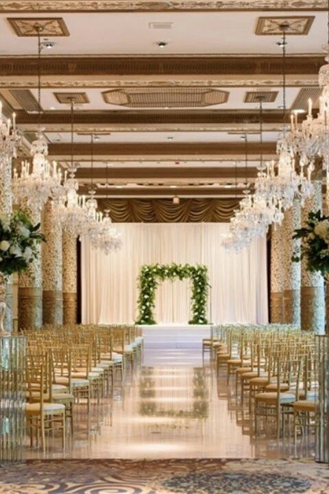 An Indoor Wedding for Kelly and Michael