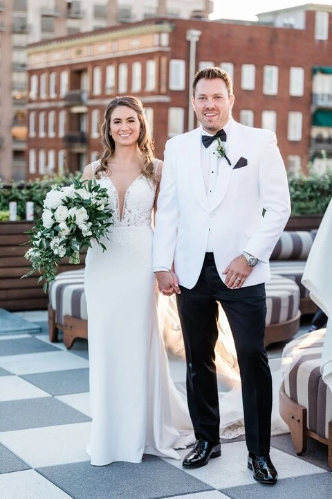 A Modern Wedding for Jessica and Phillip