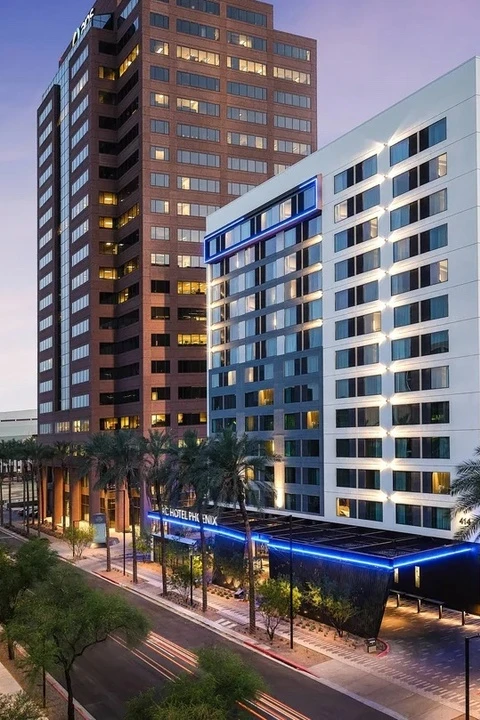 AC Hotel Phoenix Downtown