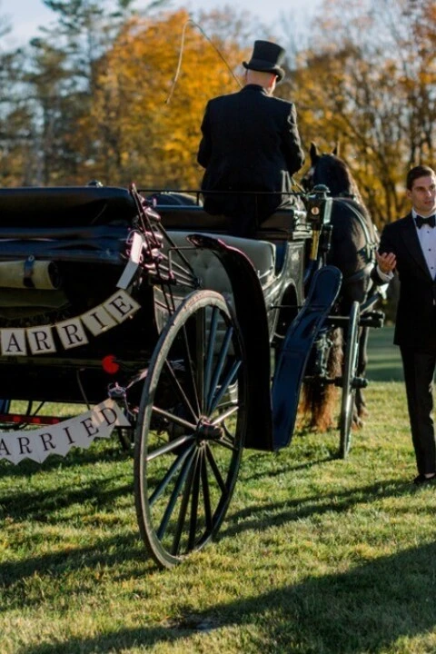An Outdoor Wedding for Lucy and Derrick