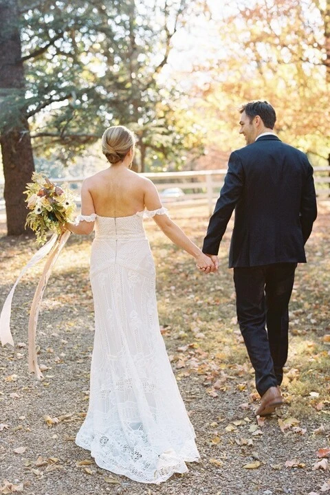 A Classic Wedding for Jayme and Barry