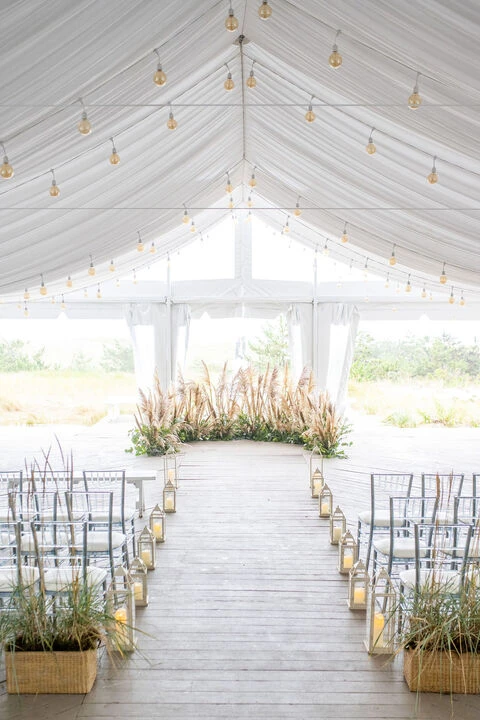 A Beach Wedding for Lauren and Cam