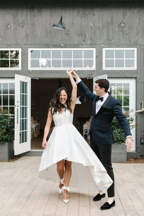 An Outdoor Wedding for Sylvia and Clint