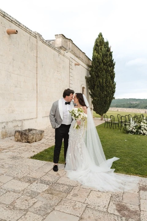 A Timeless Wedding for Eva and Taylor