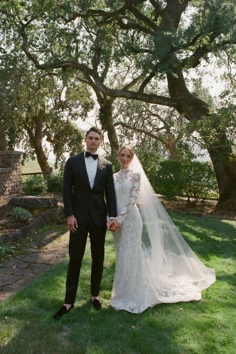 A Vineyard Wedding for Jessica and Christopher