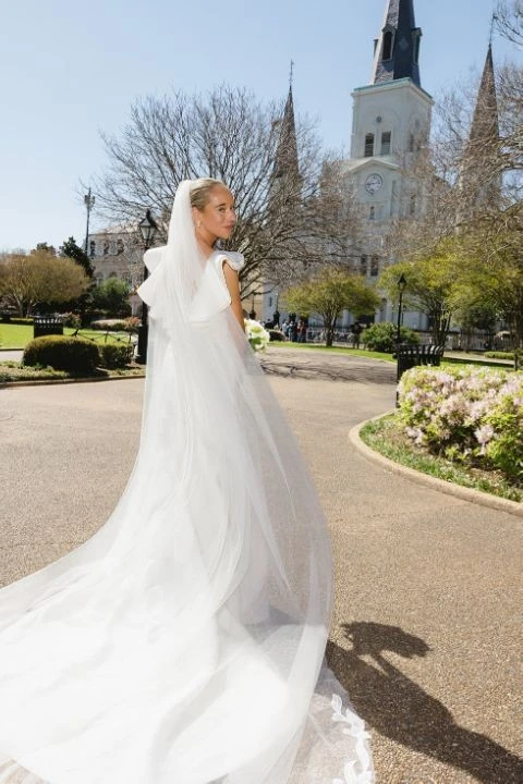 A Festive Wedding for Shannon and Chris