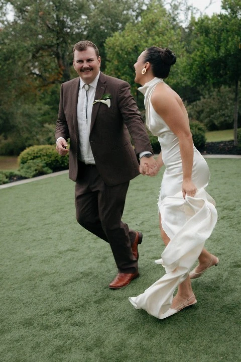 A Verdant Wedding for Sophia and John