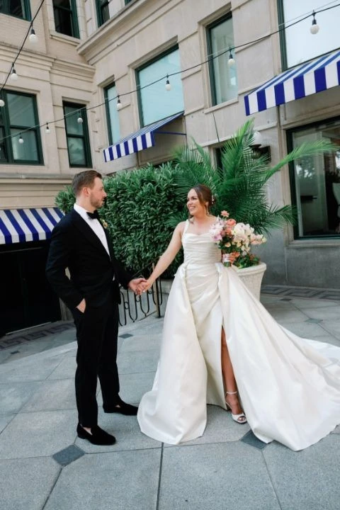 A Colorful Wedding for Taylor and Eric