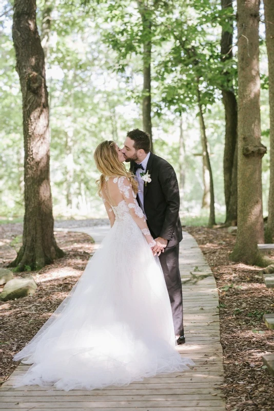 A Rustic Wedding for Kelly and Jordan