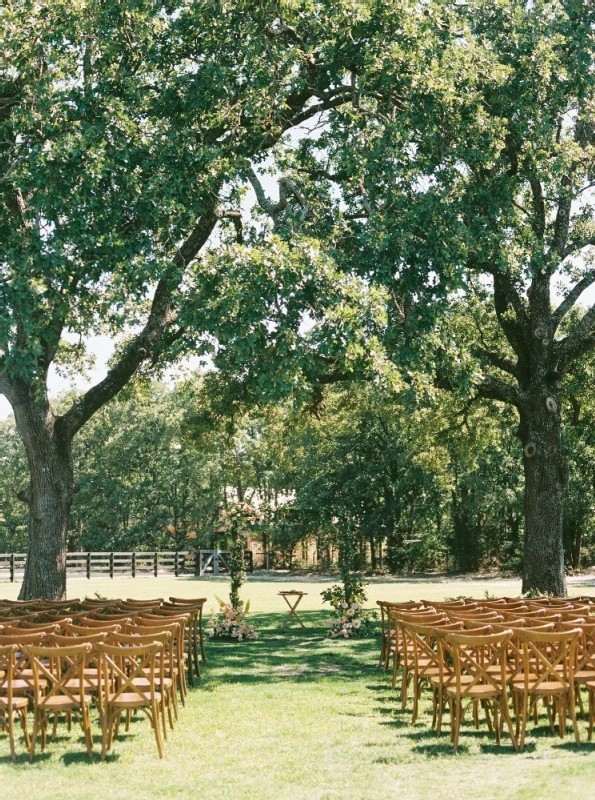 A Classic Wedding for Melissa and Thomas