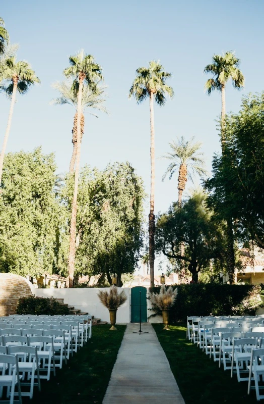 An Outdoor Wedding for Stephanie and Roger