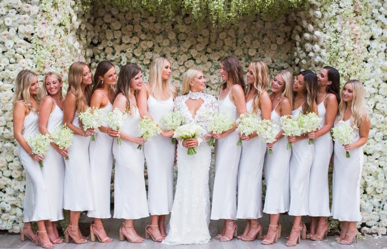 A Beach Wedding for Taylor and Tomas