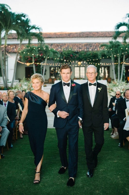 A Glam Wedding for Molly and Christopher