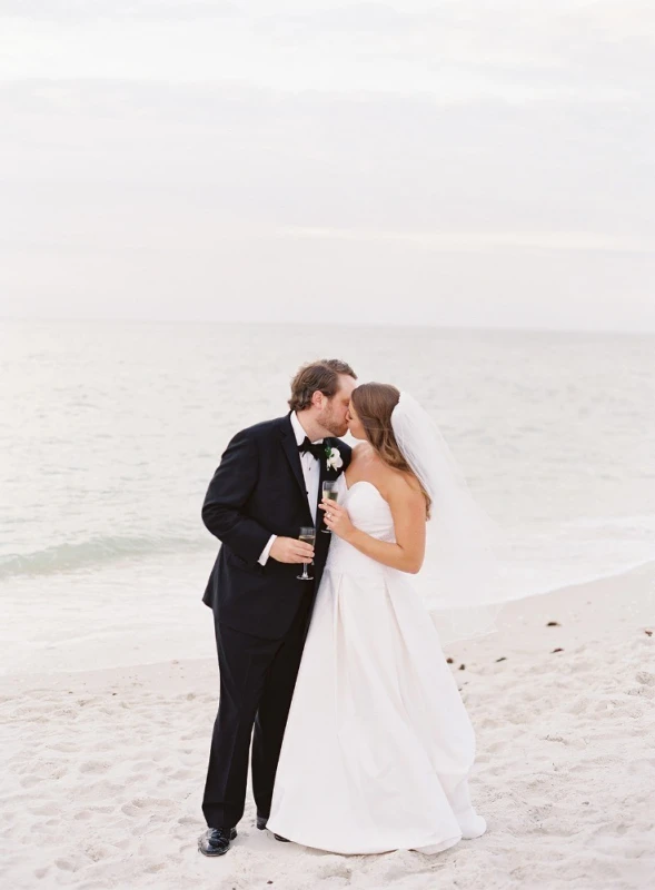 A Beach Wedding for Hadley and Andrew