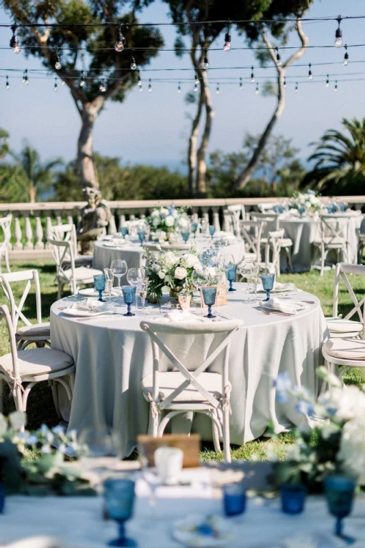 An Outdoor Wedding for Theresa and Gordon