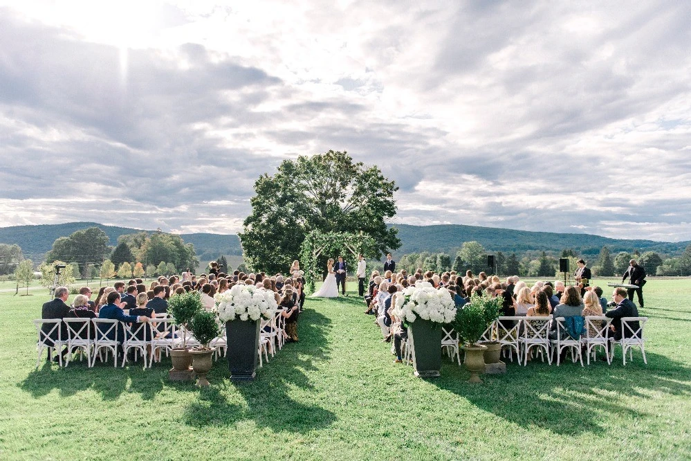 A Formal Wedding for Meredith and Griffin