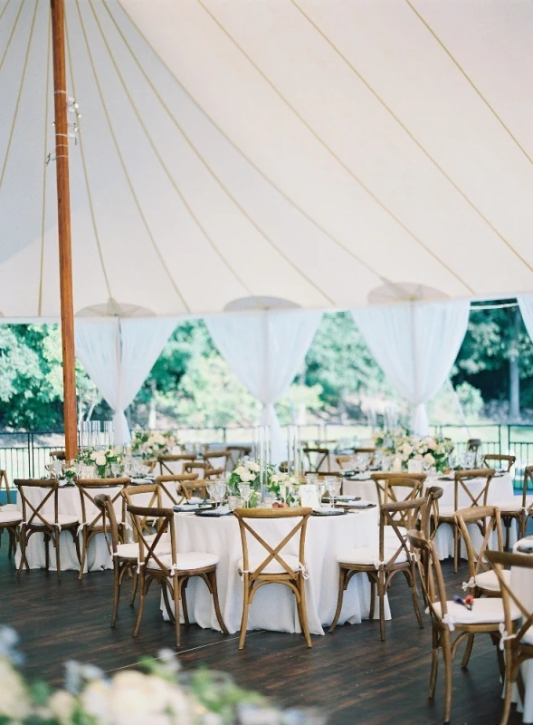 A Classic Wedding for Clare and Riley