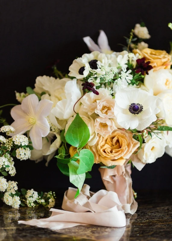 A Classic Wedding for Vanessa and Sean