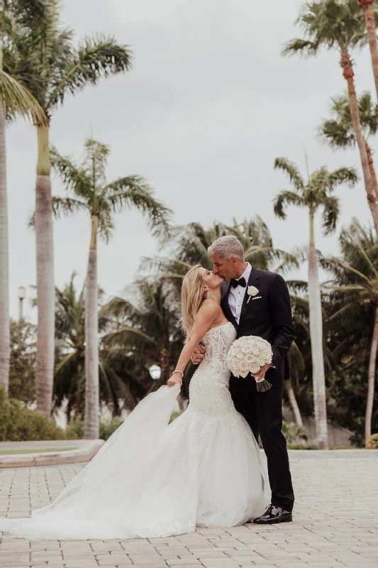 A Glam Wedding for Danielle and Frank