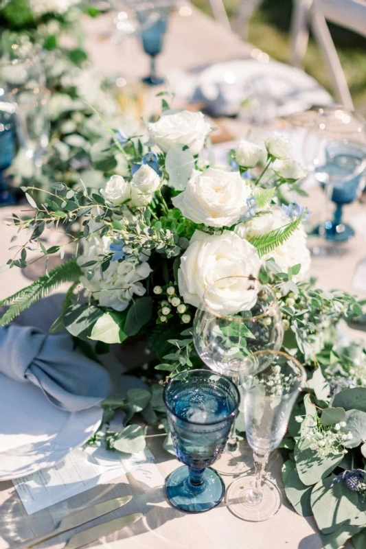 An Outdoor Wedding for Theresa and Gordon