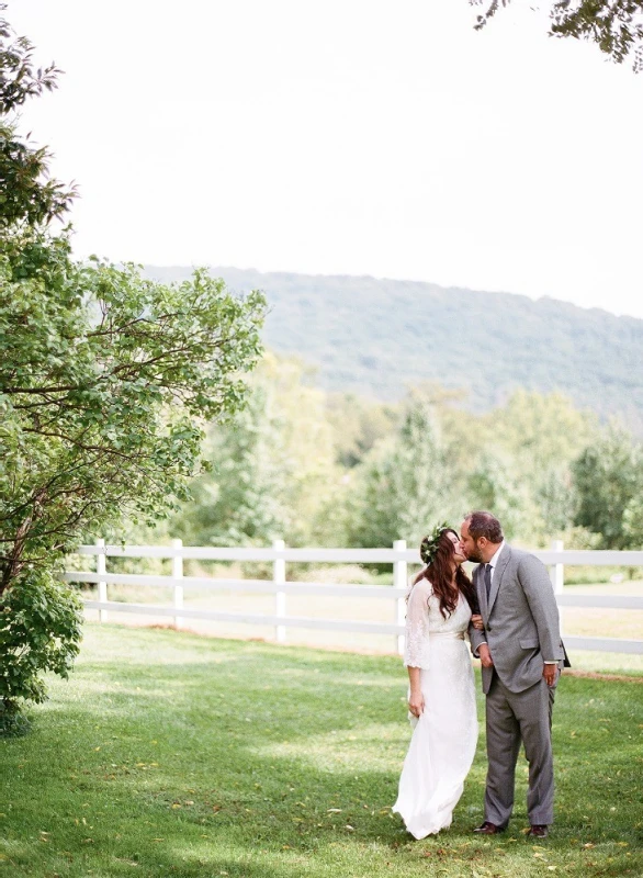 A Wedding for Jessie and Ezra