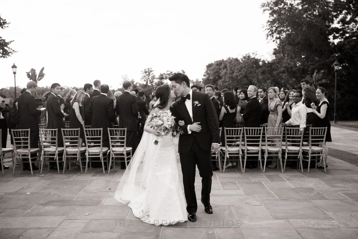 A Wedding for Laura and David