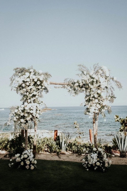 An Outdoor Wedding for Beth and Michael