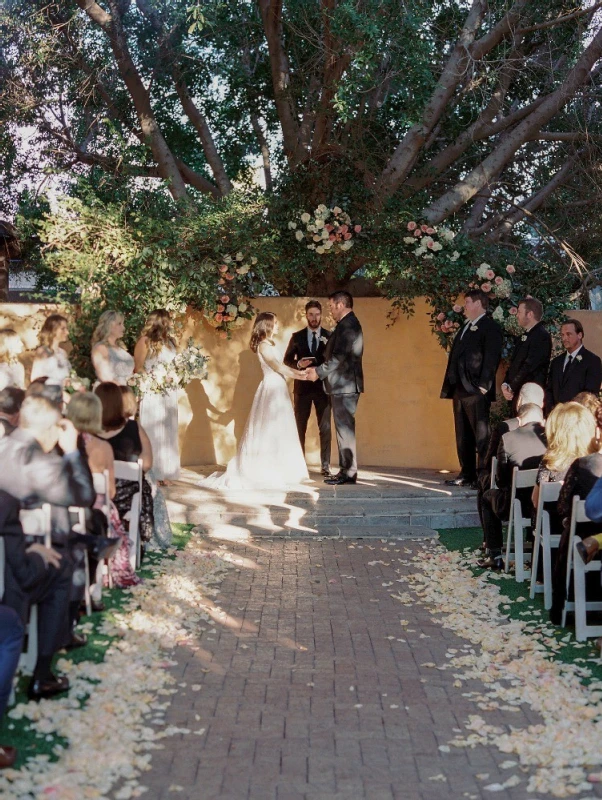 A Classic Wedding for Jenny and Jared