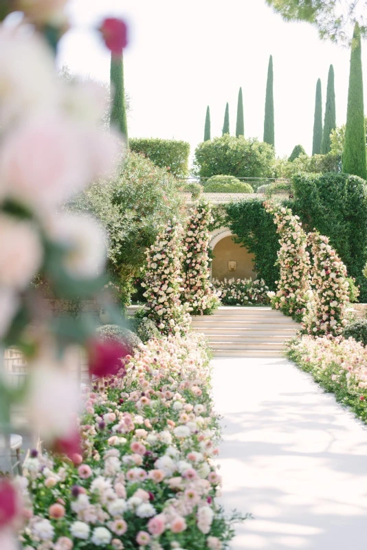 A Garden Wedding for Aymara and Giovanni