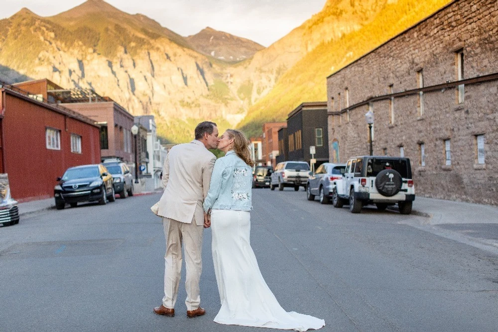 A Rustic Wedding for Tory and Chris