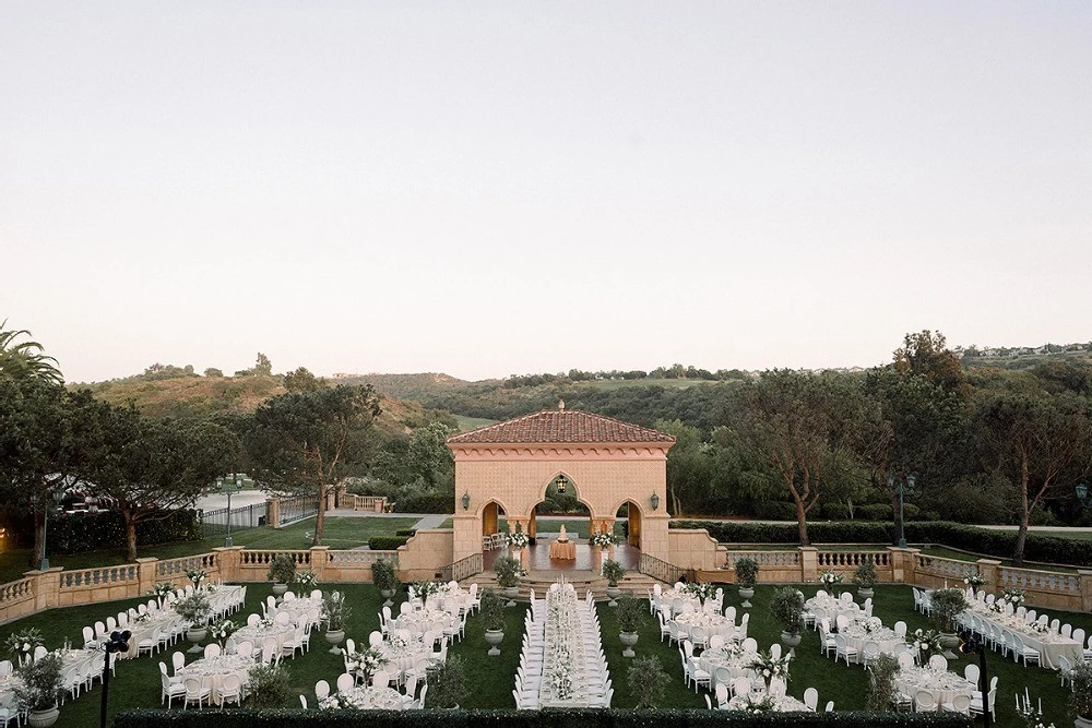 A Classic Wedding for Courtney and Tyler