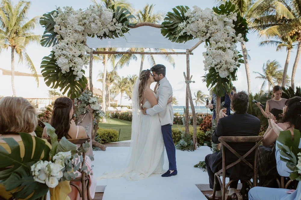 A Beach Wedding for Gigi and Bruno