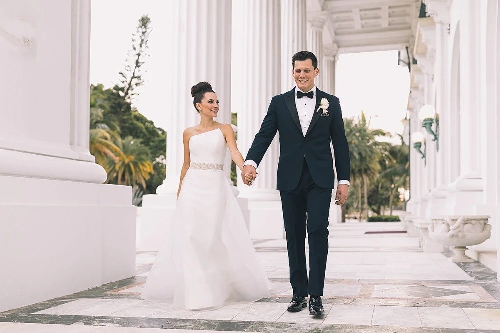 A Glam Wedding for Olivia and Brett