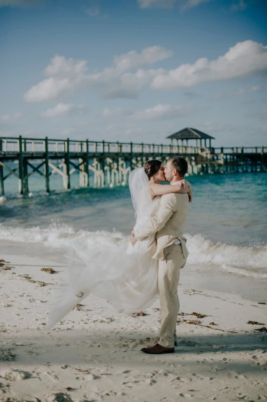 A Classic Wedding for Erin and Zach