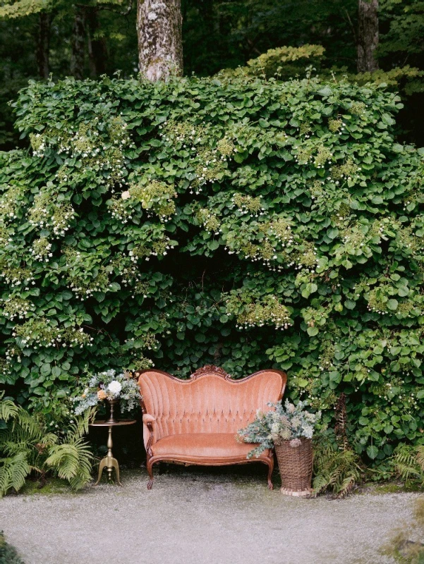 An Outdoor Wedding for Emerald and Brian