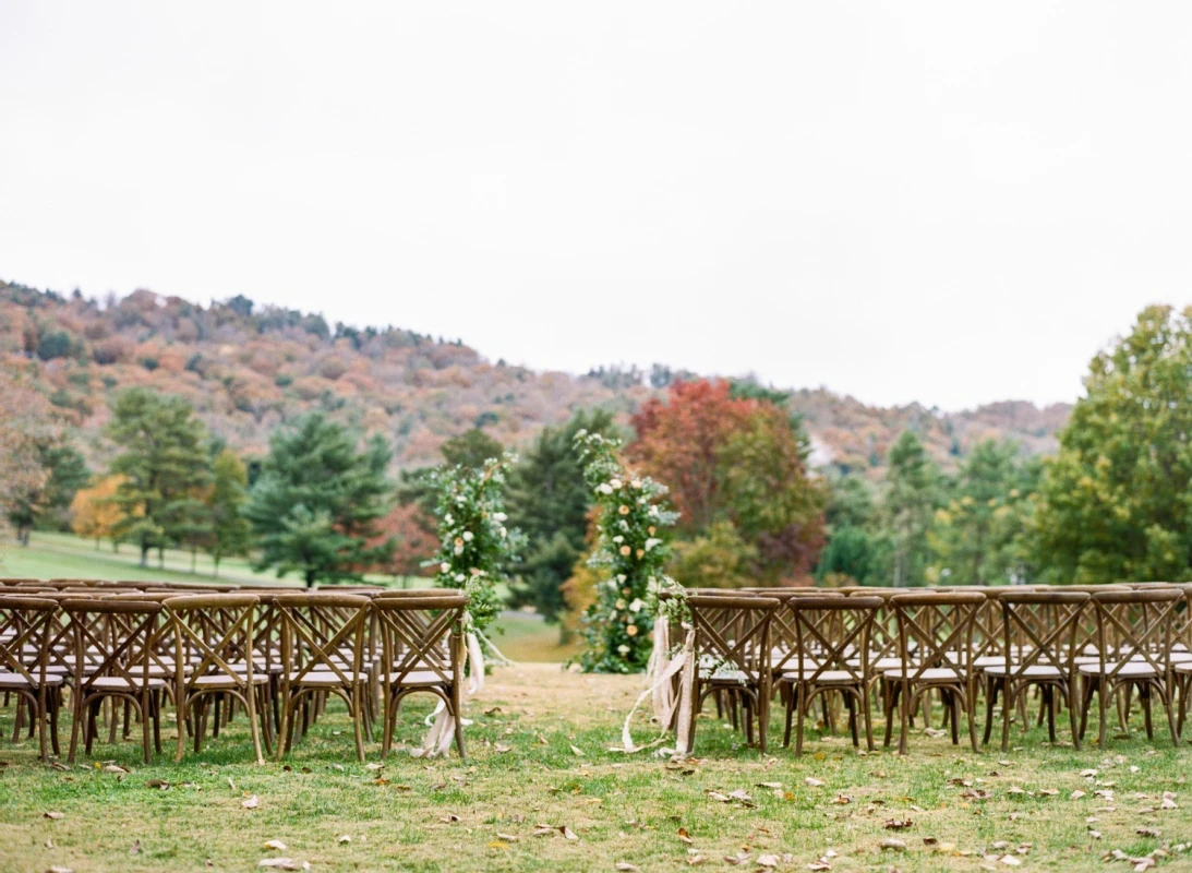 A Rustic Wedding for Lindsey and Will