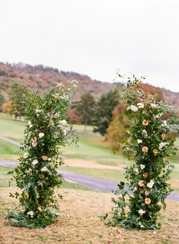 A Rustic Wedding for Lindsey and Will