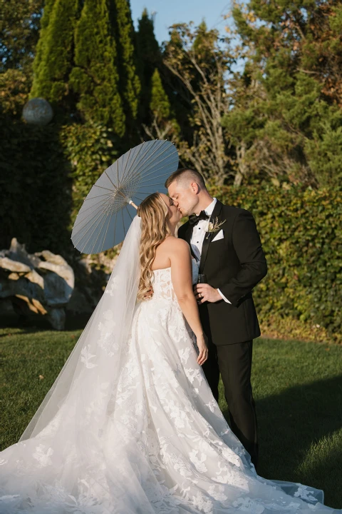 A Beach Wedding for Alexa and Rob