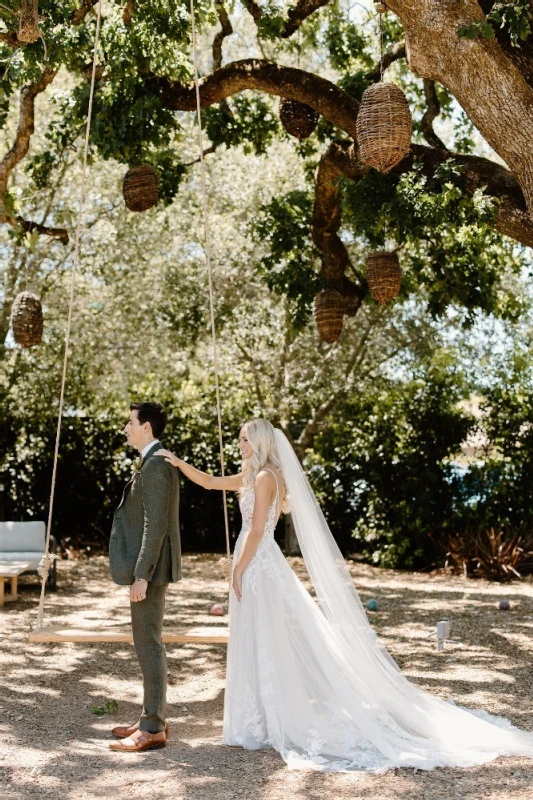 A Country Wedding for Hana and Jake