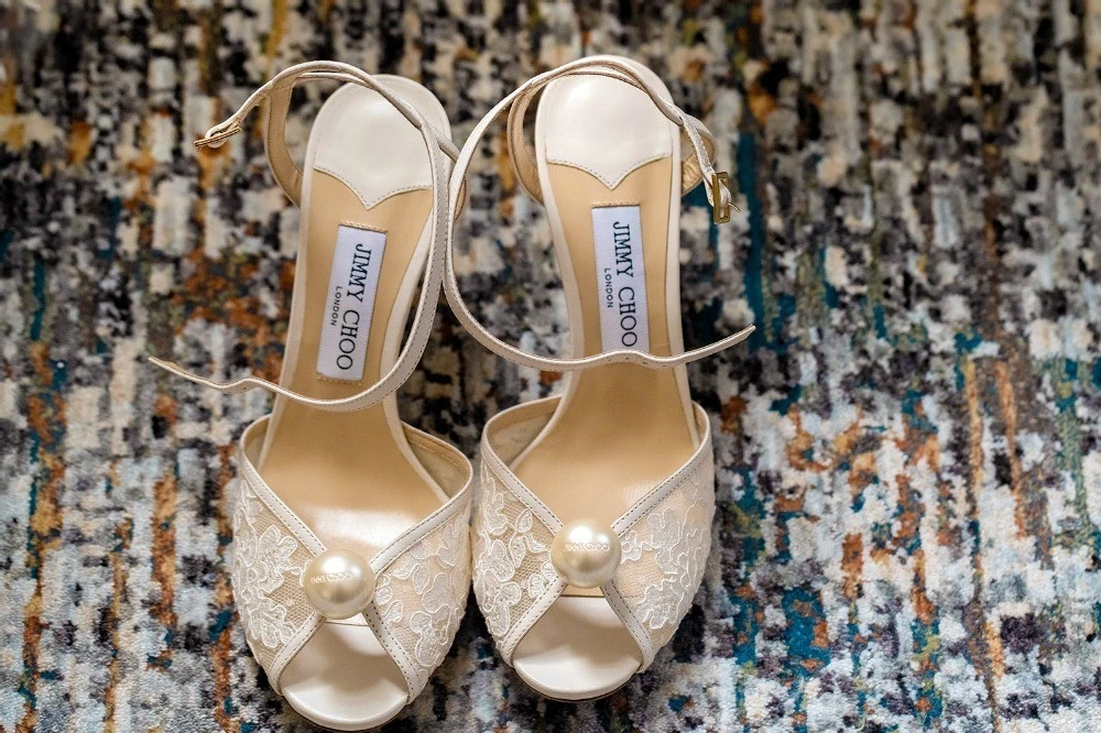 A Classic Wedding for Liz and Leo