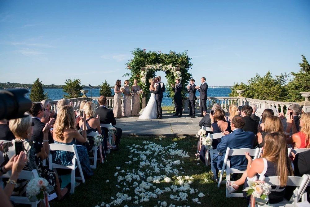 A Wedding for Lindsey and Christopher