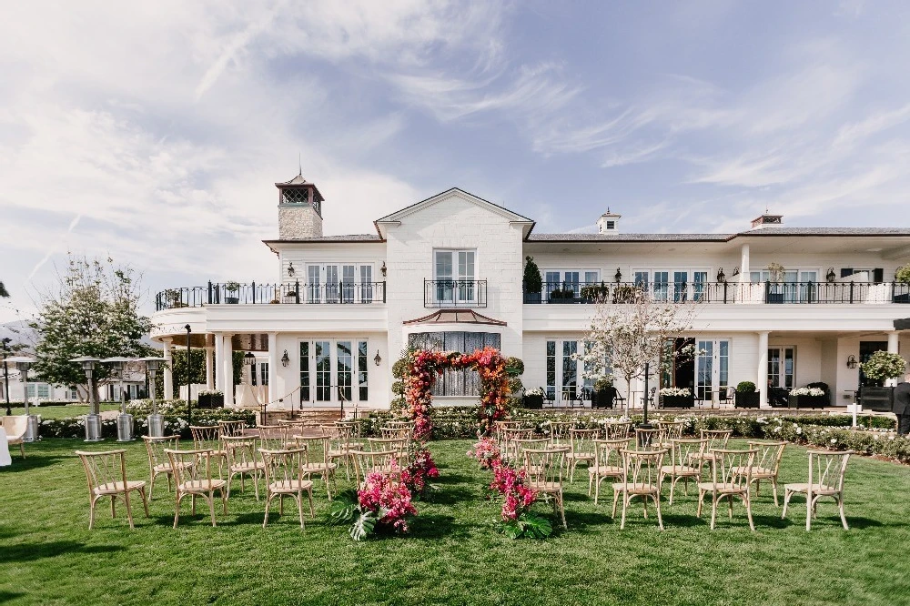 A Formal Wedding for Emily and Susie