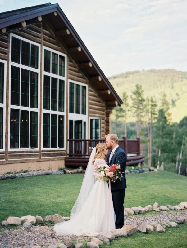 A Country Wedding for Whitney and Eric