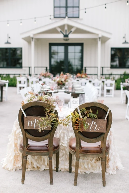 A Rustic Wedding for Tess and Dustin